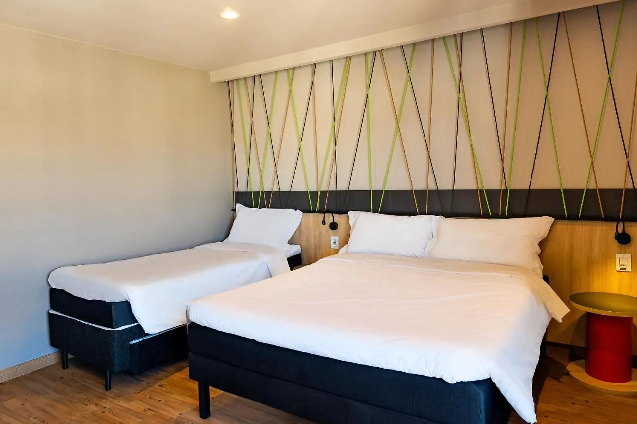 Hotel Ibis Styles Porto Alegre Moinhos De Vento 3*,  Brésil