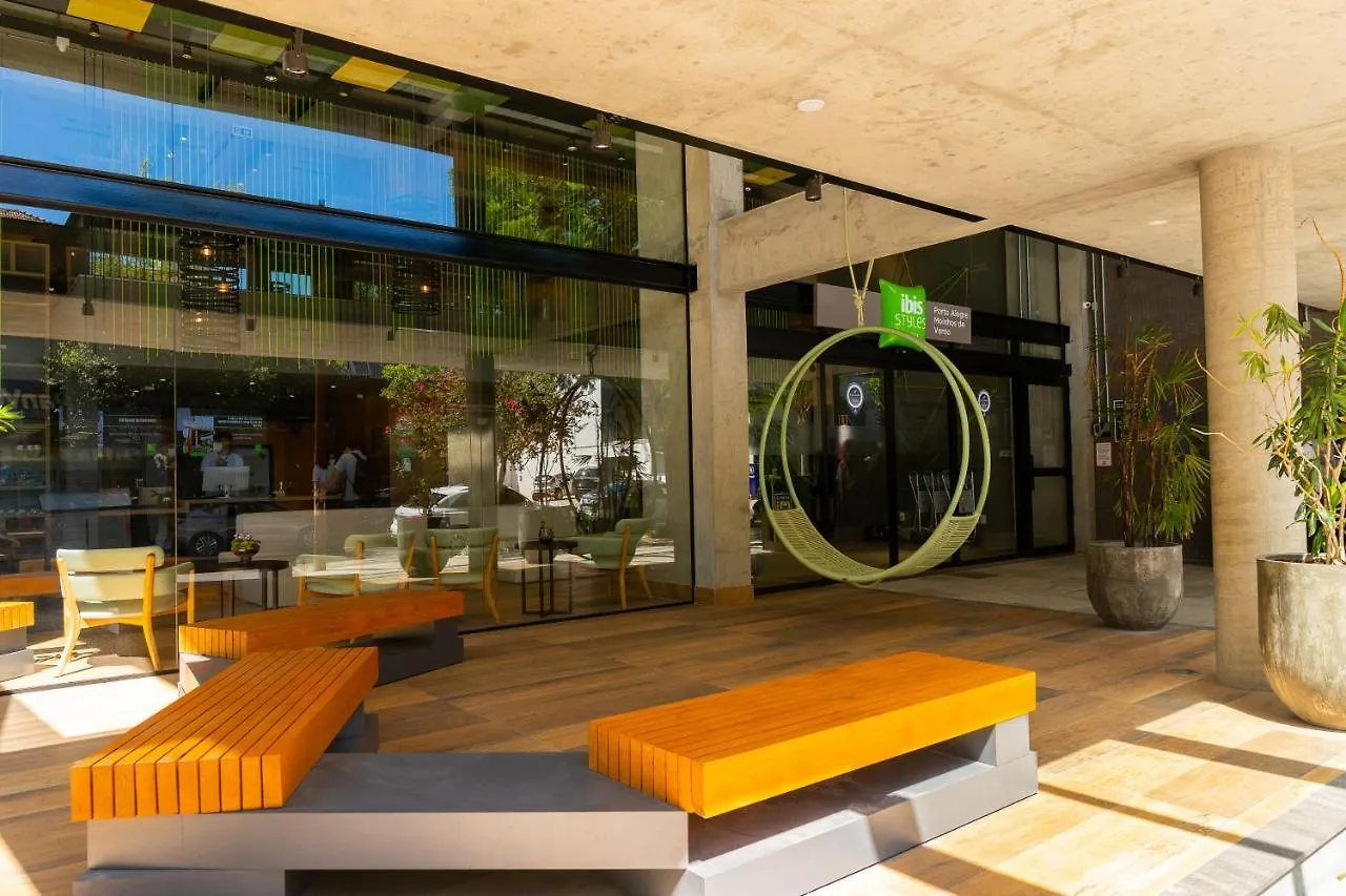 ***  Hotel Ibis Styles Porto Alegre Moinhos De Vento Brésil