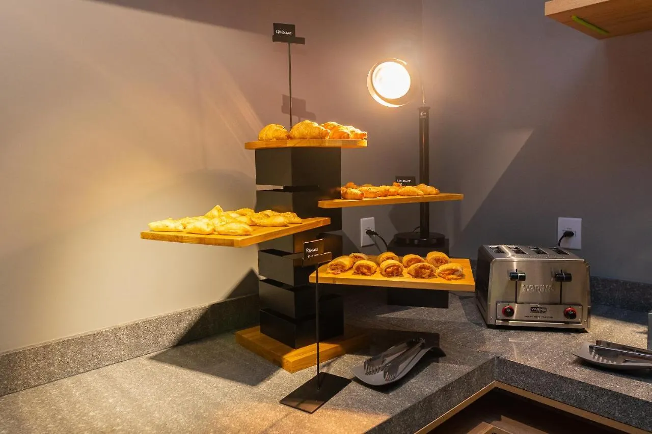 Hotel Ibis Styles Porto Alegre Moinhos De Vento